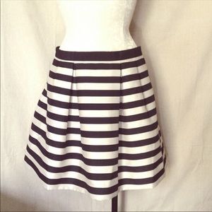 H&M  striped black/cream flounce pleat skirt